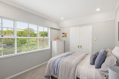 Photo of property in 5 Patterson Grove, Waikanae, 5036