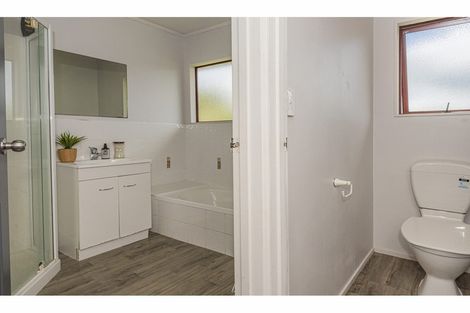 Photo of property in 3 Pearce Drive, Te Kamo, Whangarei, 0112