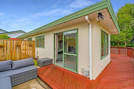 Photo of property in 74b Mazengarb Road, Paraparaumu Beach, Paraparaumu, 5032