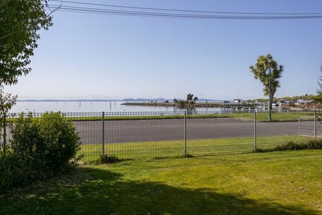 Photo of property in 14 Motuoapa Esplanade, Motuoapa, 3382