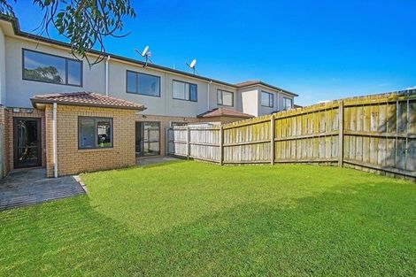 Photo of property in 65 Naylors Drive, Mangere, Auckland, 2022