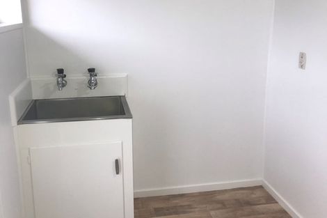 Photo of property in 12 Margaret Road, Papatoetoe, Auckland, 2025
