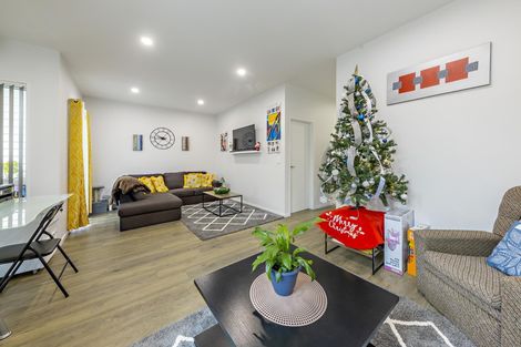 Photo of property in 7 Riroriro Close, Papakura, 2110