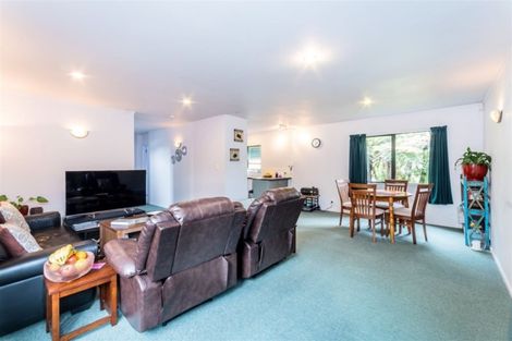 Photo of property in 2/45 Flaxdale Street, Birkdale, Auckland, 0626