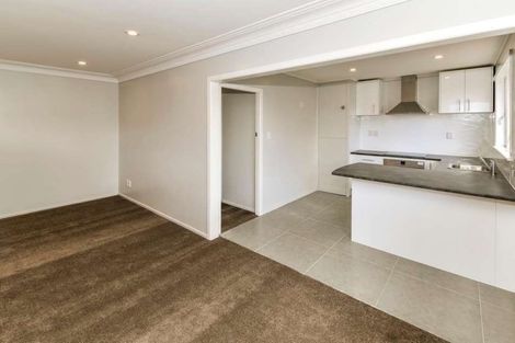 Photo of property in 3/87 Carruth Road, Papatoetoe, Auckland, 2025