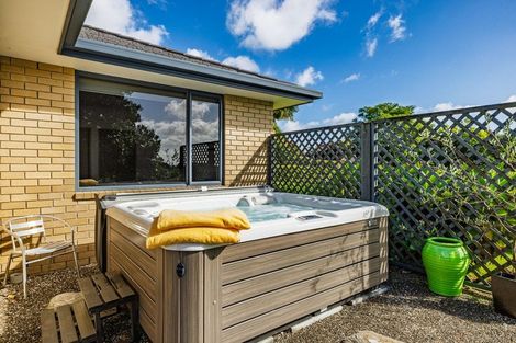 Photo of property in 2 Crackerjack Crescent, Kerikeri, 0293