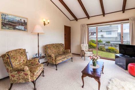 Photo of property in 15 Hilden Place, Hilltop, Taupo, 3330