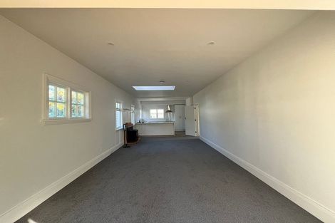 Photo of property in 44 Centaurus Road, Cashmere, Christchurch, 8022