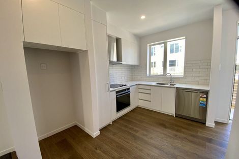 Photo of property in 30u2 Pirie Street, Mount Victoria, Wellington, 6011
