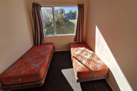 Photo of property in 112 Dowse Drive, Maungaraki, Lower Hutt, 5010
