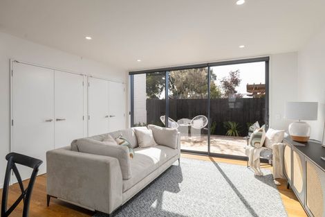 Photo of property in 2/71 Edinburgh Street, Spreydon, Christchurch, 8024