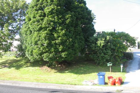 Photo of property in 2/17 Weldene Avenue, Glenfield, Auckland, 0629