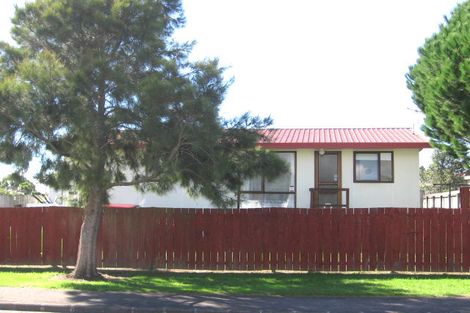 Photo of property in 7 Starforth Place, Henderson, Auckland, 0612