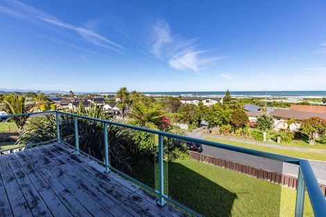 Photo of property in 15 Nolan Crescent, Karoro, Greymouth, 7805