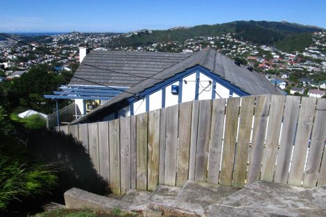 Photo of property in 62 Bedford Street, Northland, Wellington, 6012