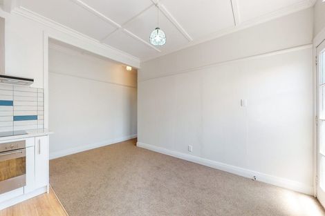 Photo of property in 18 Waipapa Terrace, Hataitai, Wellington, 6021