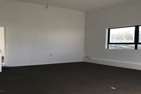 Photo of property in 17 Rua Street, Lyall Bay, Wellington, 6022