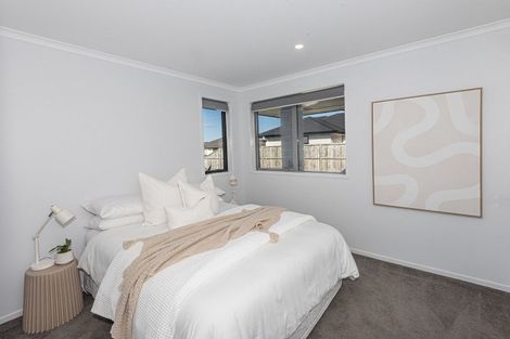 Photo of property in 18 Maui Place, Spotswood, New Plymouth, 4310