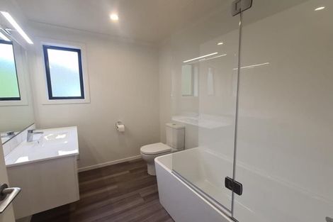 Photo of property in 5 Holystone Road, Whitby, Porirua, 5024