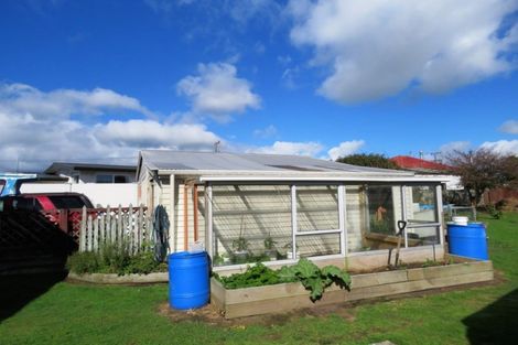 Photo of property in 132 Derby Street, Westport, 7825