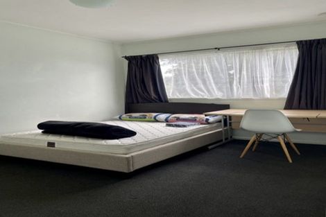 Photo of property in 21 Thomas Avenue, Te Atatu Peninsula, Auckland, 0610