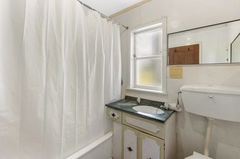 Photo of property in 49 Kirk Street, Otaki, 5512