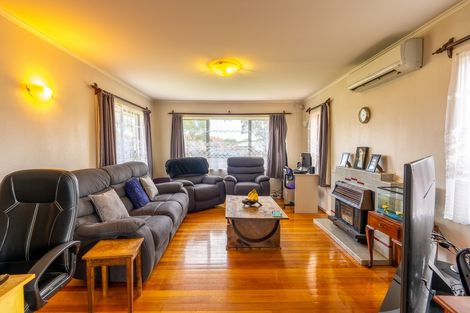 Photo of property in 35 Harwood Crescent, Otara, Auckland, 2023