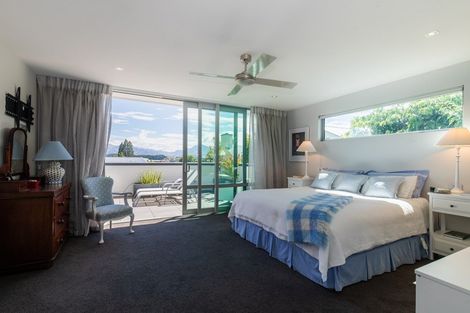 Photo of property in 15 Faulks Terrace, Wanaka, 9305