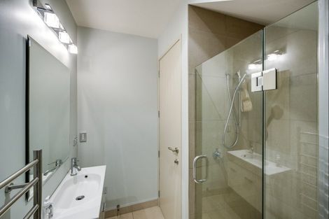 Photo of property in 17 Shortland Place, Havelock North, 4130