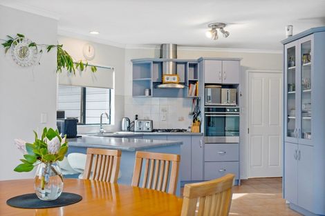 Photo of property in 170 Gloucester Road, Mount Maunganui, 3116
