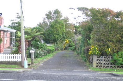 Photo of property in 8 Cherry Road, Bucklands Beach, Auckland, 2014