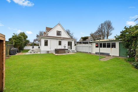 Photo of property in 120 Grey Street, Cambridge, 3434