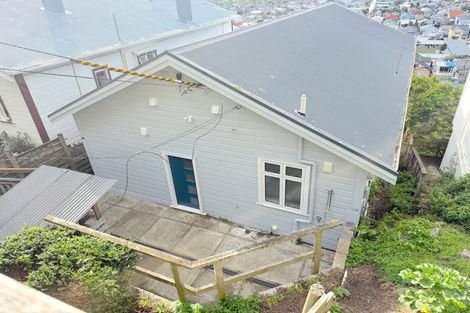 Photo of property in 8 Buckingham Street, Melrose, Wellington, 6023