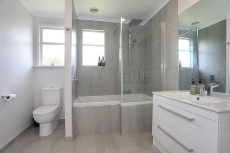 Photo of property in 20 West Street, Feilding, 4702