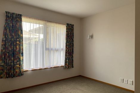 Photo of property in 10 Innisfree Place, Northwood, Christchurch, 8051