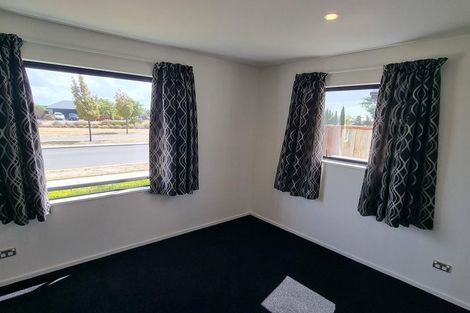 Photo of property in 65 Faringdon Boulevard, Rolleston, 7615