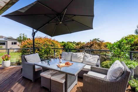 Photo of property in 17 Ashmore Drive, Frankleigh Park, New Plymouth, 4310