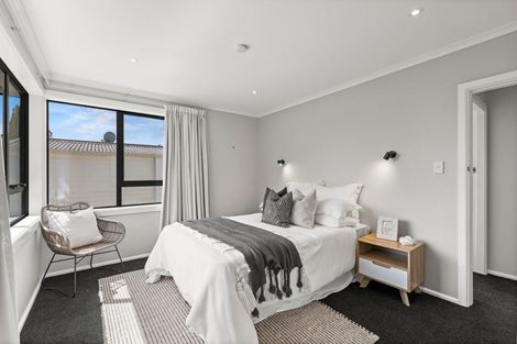 Photo of property in 17 Royleen Street, Casebrook, Christchurch, 8051