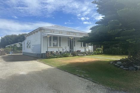 Photo of property in 129 Hall Street, Hokitika, 7810