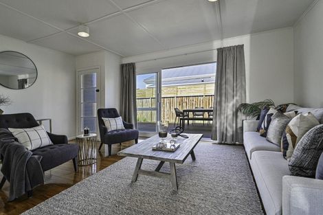 Photo of property in 34 Middle Road, Havelock North, 4130