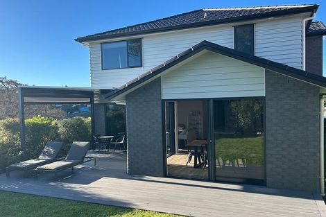 Photo of property in 50a Philomel Crescent, Bayswater, Auckland, 0622