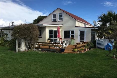 Photo of property in 10 Hana Udy Place, Paraparaumu Beach, Paraparaumu, 5032