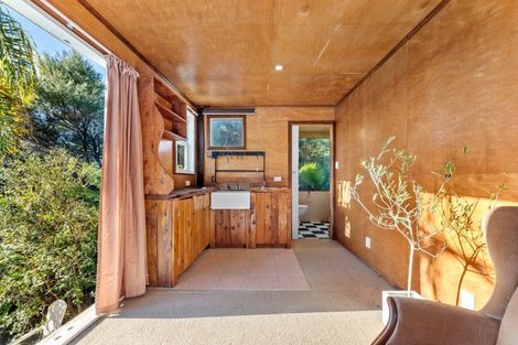 Photo of property in 200 Tawa Road, Kumeu, 0891