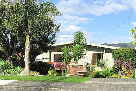 Photo of property in 2 Hoey Street, Te Kamo, Whangarei, 0112