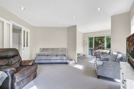 Photo of property in 32 Carroll Place, Owhata, Rotorua, 3010