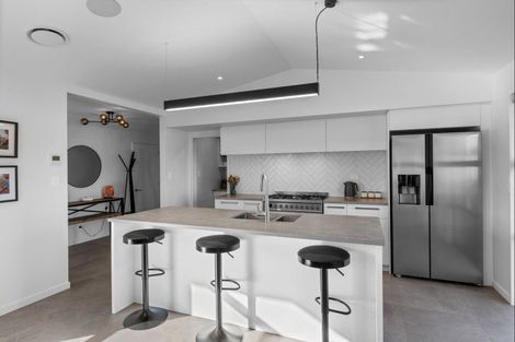 Photo of property in 6 Maleny Lane, Rolleston, 7615