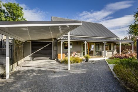 Photo of property in 205b Grove Road, Mayfair, Hastings, 4122