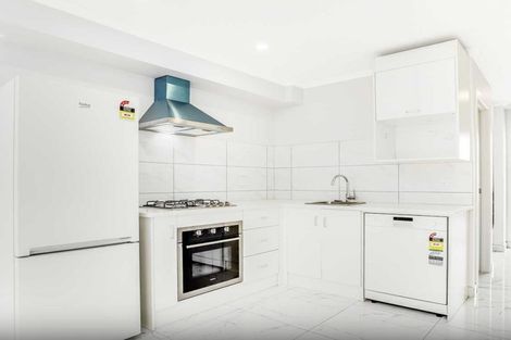 Photo of property in 105u4 Knighton Road, Hillcrest, Hamilton, 3216