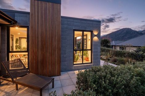 Photo of property in 15 Bracken Street, Arrowtown, 9302