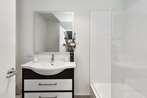 Photo of property in 23u7 Marama Street, Frankton, Hamilton, 3204